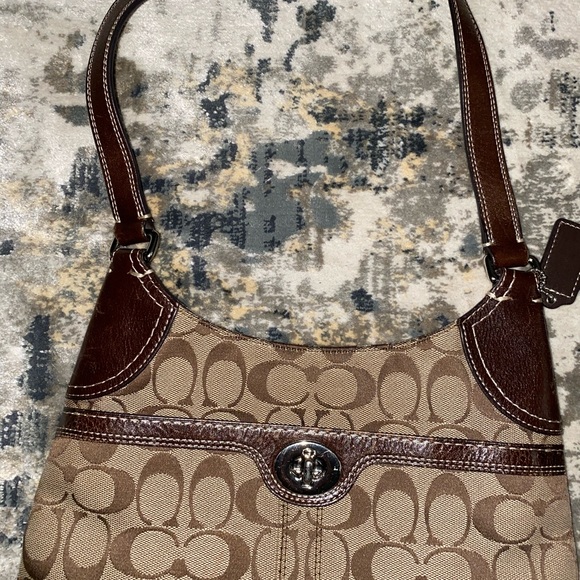 Pre Owned Coach Crossbody bag - Picture 3 of 7